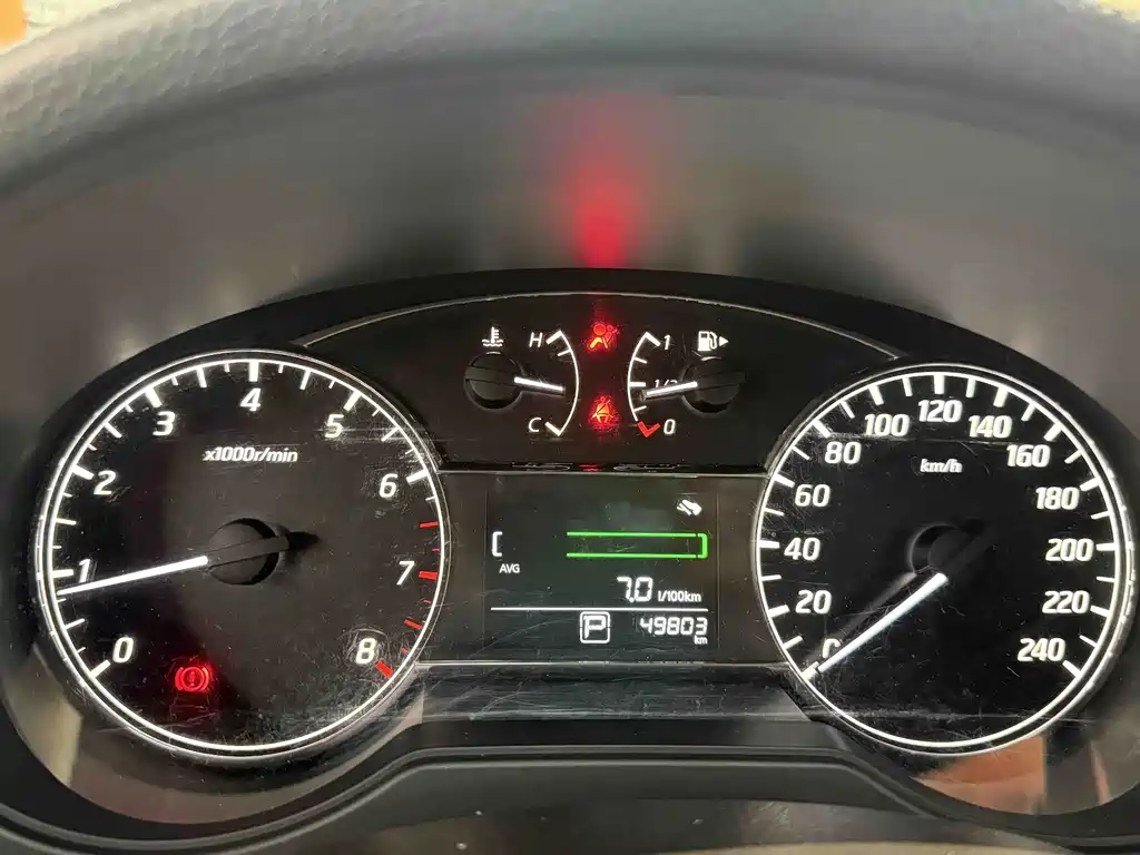 Nissan Tiida — миниатюра 8