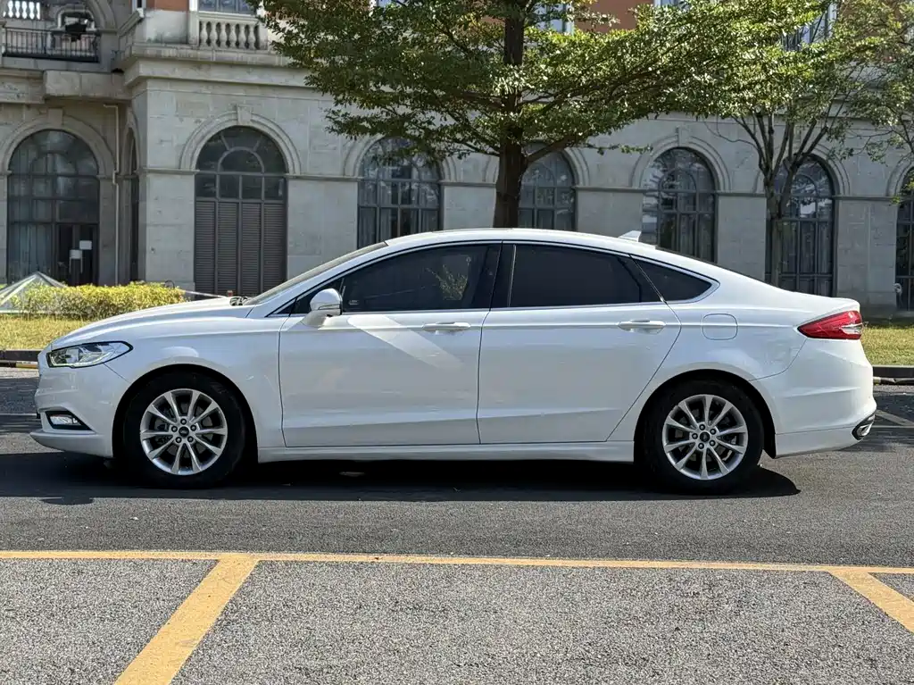 Ford Mondeo — миниатюра 3
