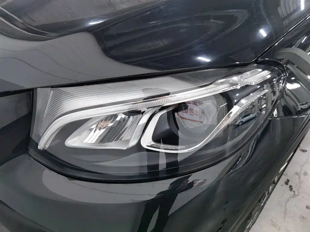 Mercedes-Benz GLC 2018 GLC 260 4MATIC Luxury