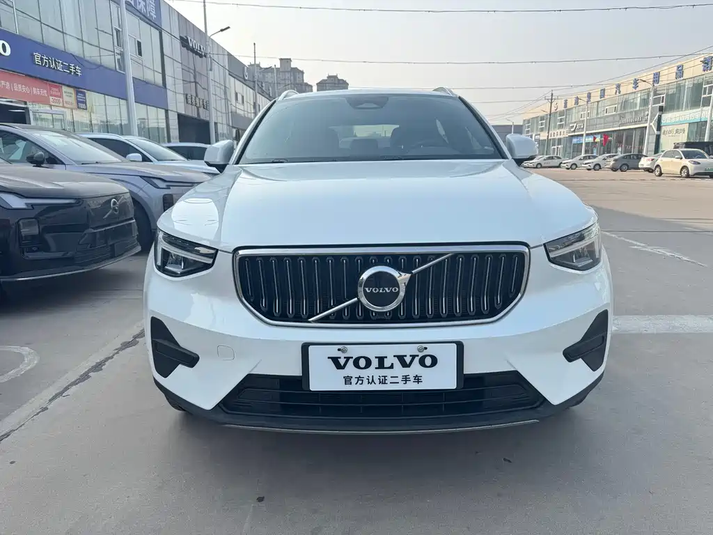 Volvo XC40 — миниатюра 2