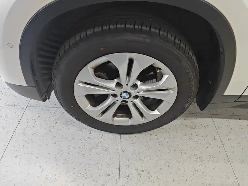 BMW X1 — миниатюра 23
