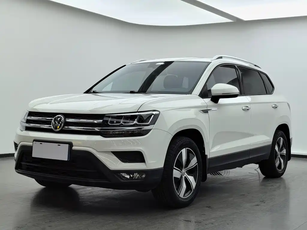 Volkswagen Tharu 2020