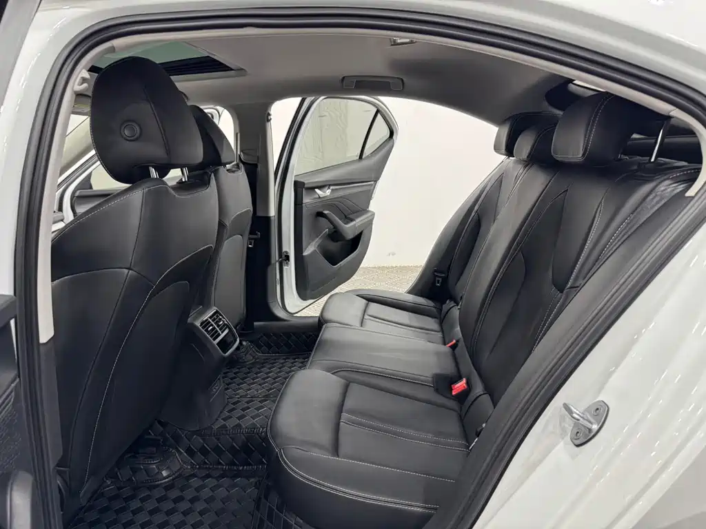 Skoda Octavia — миниатюра 6