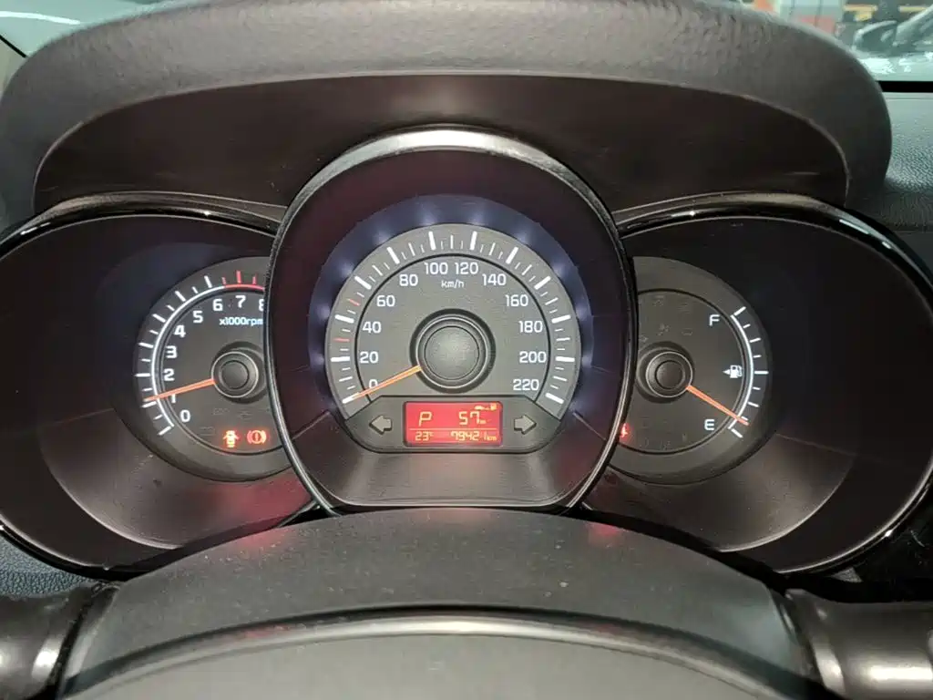 Kia K2 — миниатюра 12