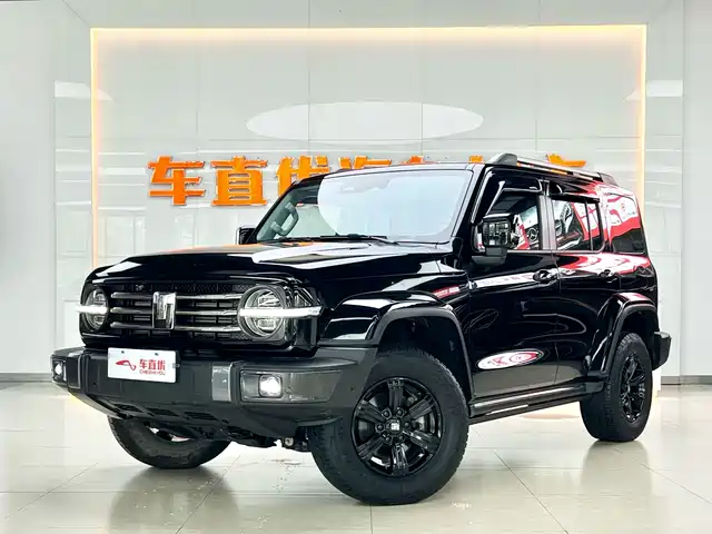 2023 TANK 300