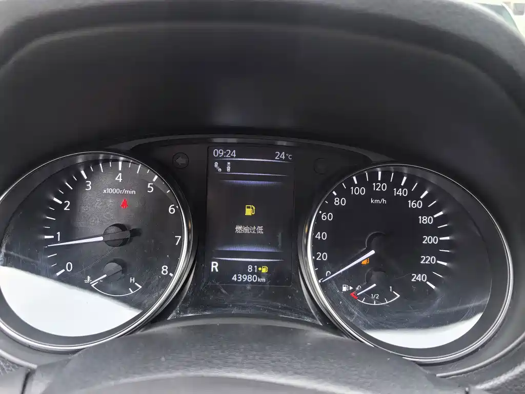 Nissan Qashqai — миниатюра 19