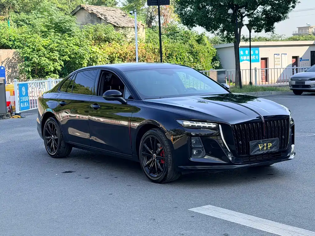 Hongqi Hongqi H5 — миниатюра 3