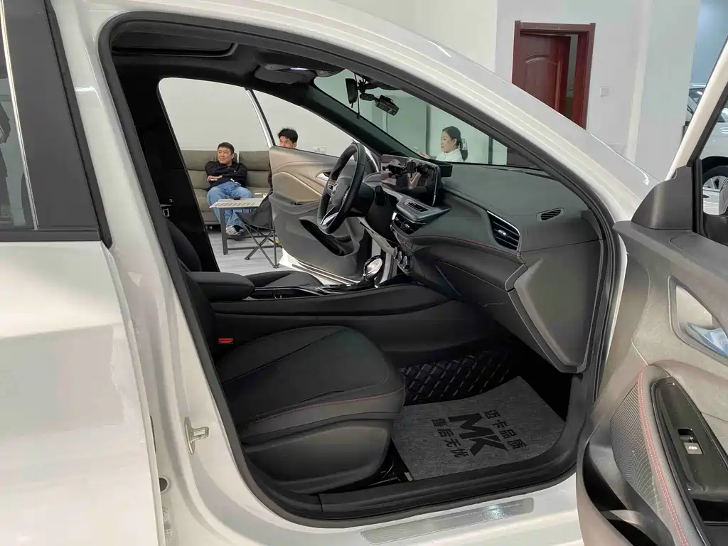 Buick Verano — миниатюра 7