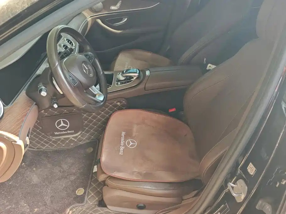 Mercedes-Benz E-Class — миниатюра 9