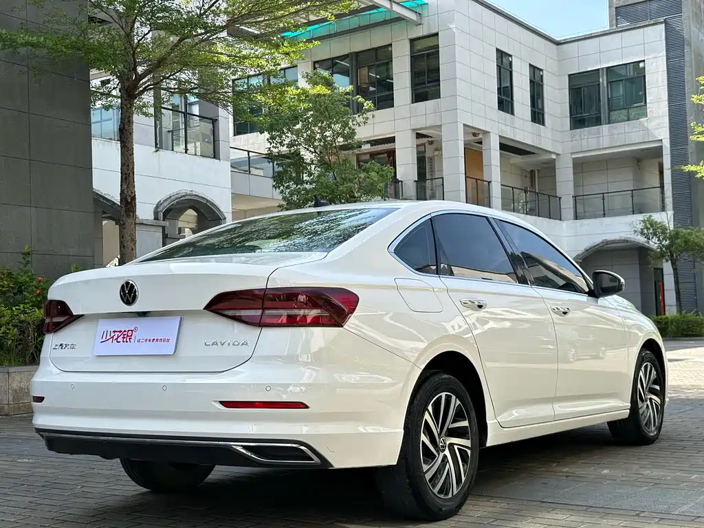 Volkswagen Lavida 2022 1.5L AT Comfort