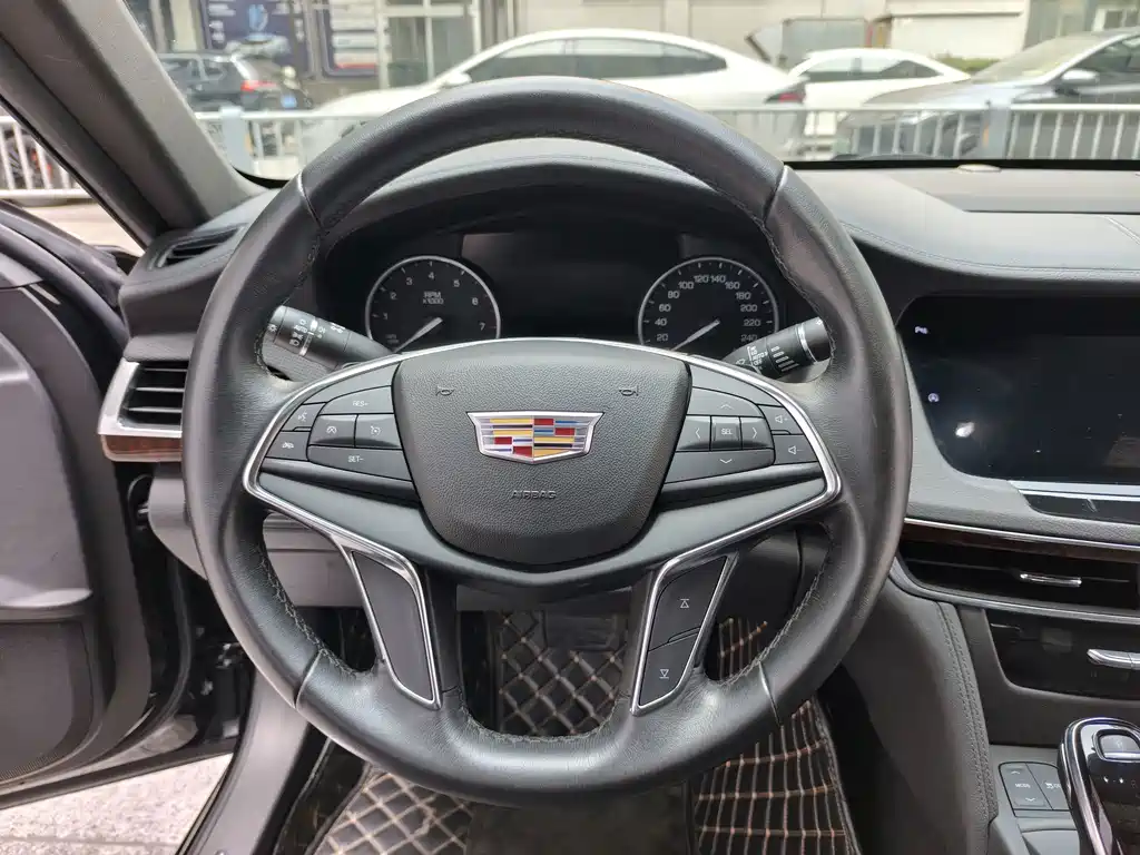 Cadillac CT6 — миниатюра 13