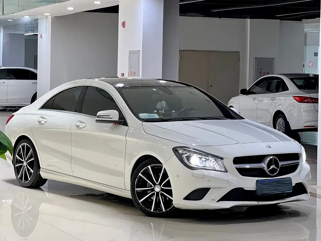 Mercedes-Benz CLA 2015 CLA 200