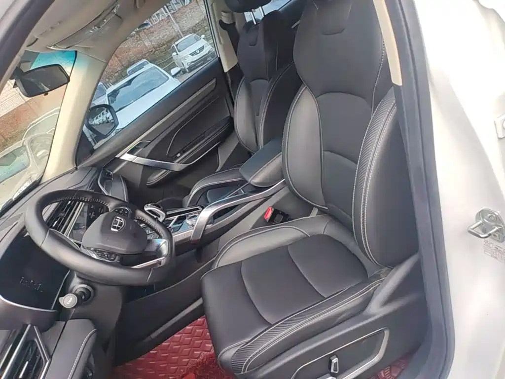 Geely Boyue — миниатюра 15