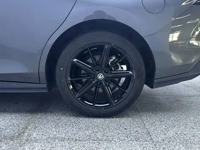 Changan UNI-V iDD — миниатюра 12