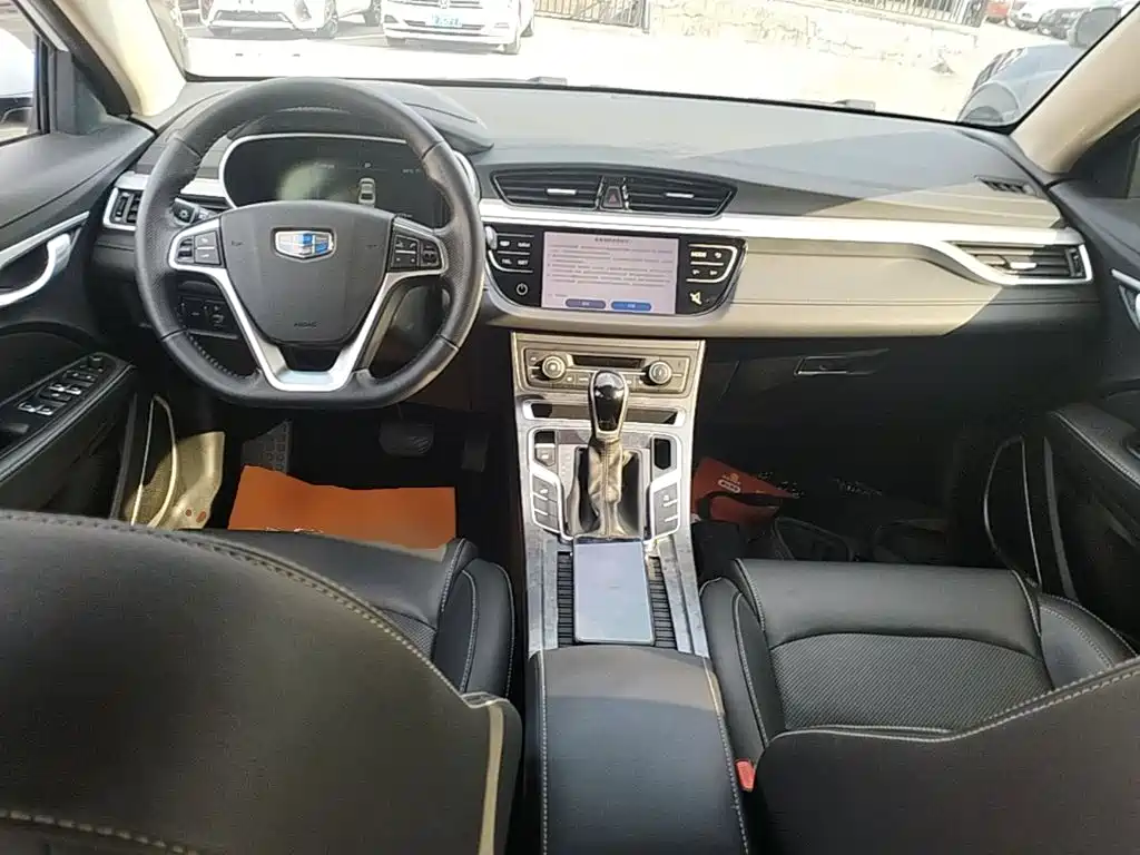 Geely Emgrand — миниатюра 10