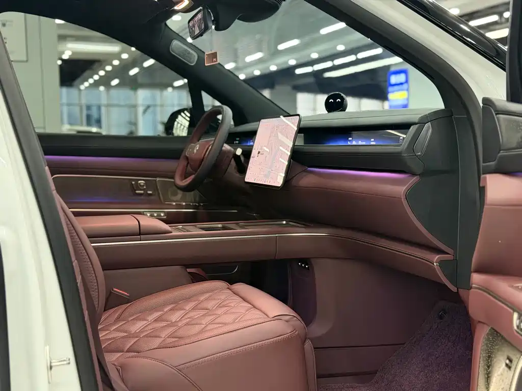 NIO ES8 — миниатюра 9