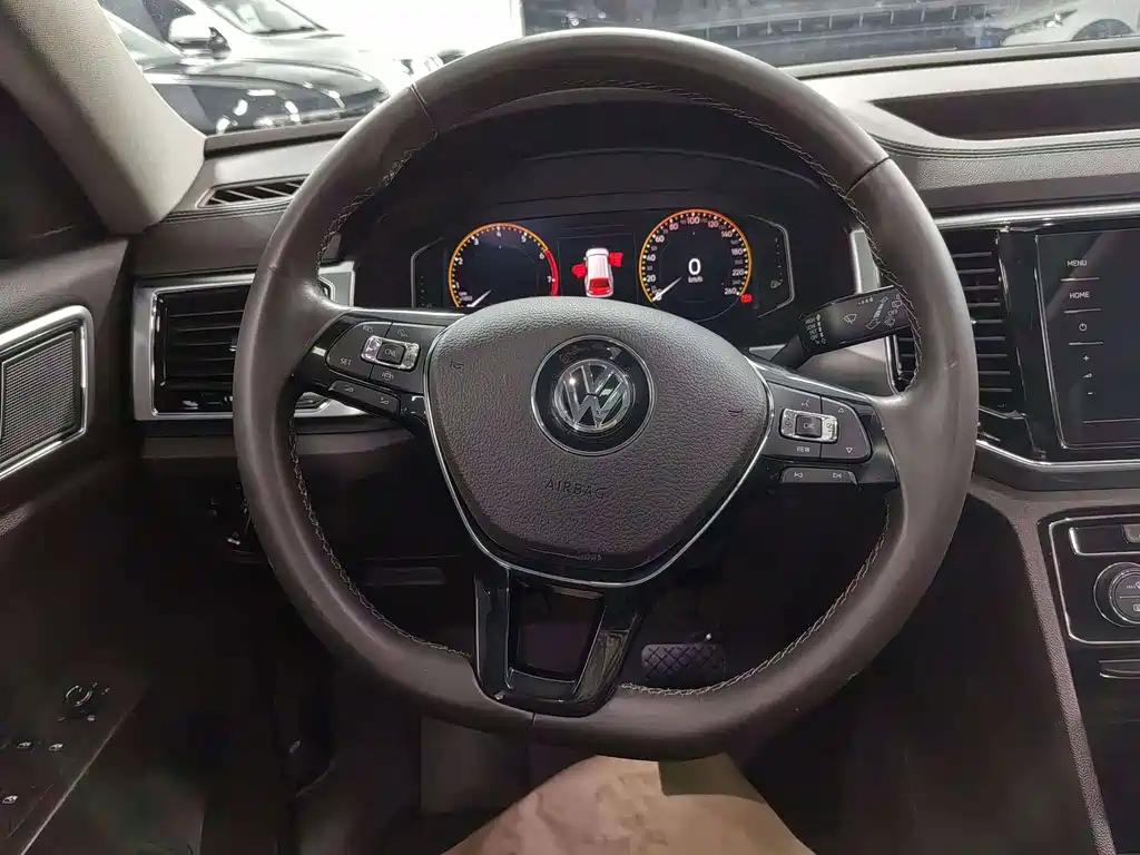 Volkswagen Teramont — миниатюра 5