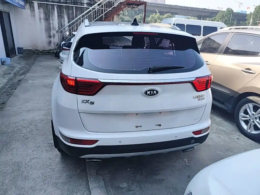 Kia KX5 — миниатюра 6