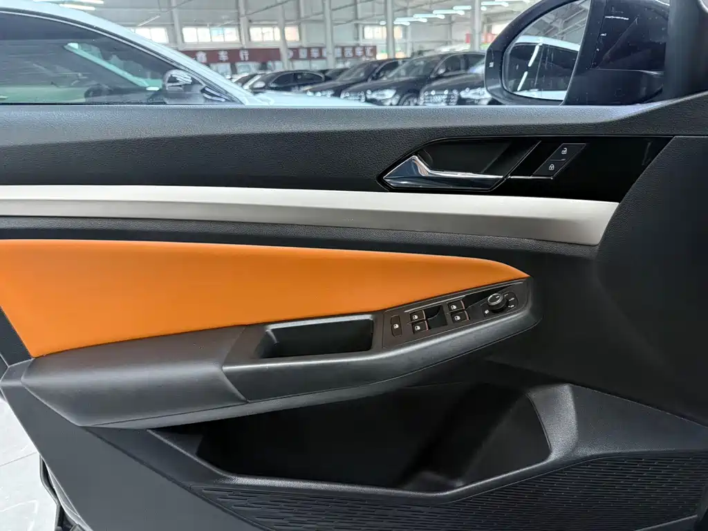 Volkswagen Bora — миниатюра 17