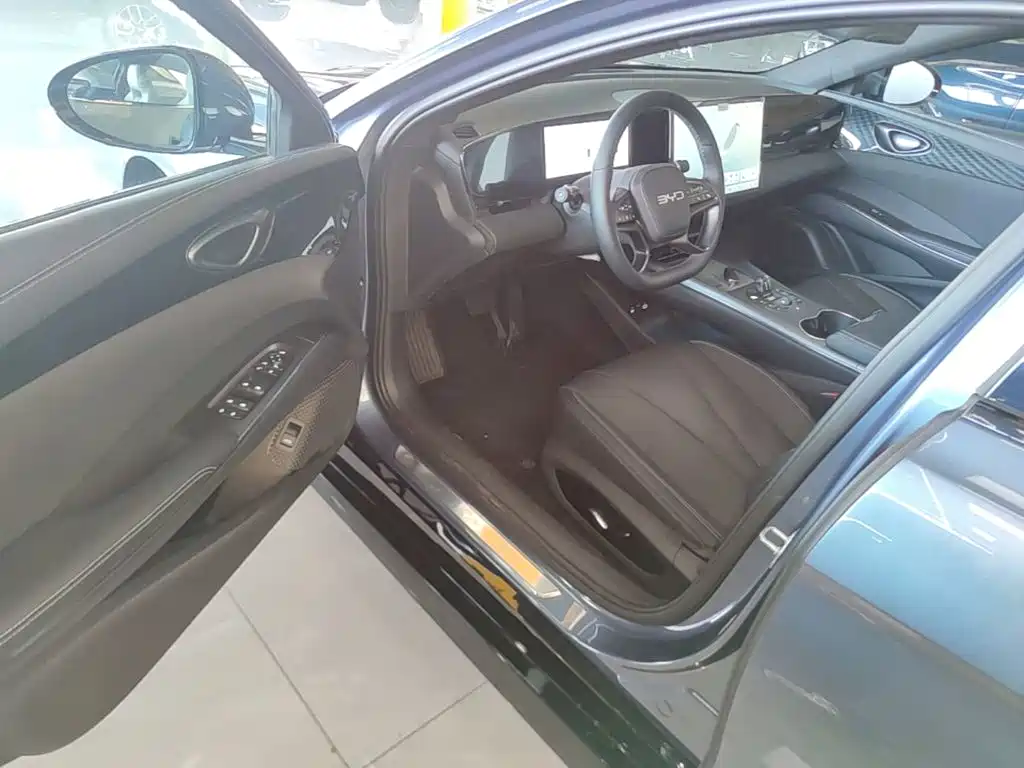 BYD Seal — миниатюра 16