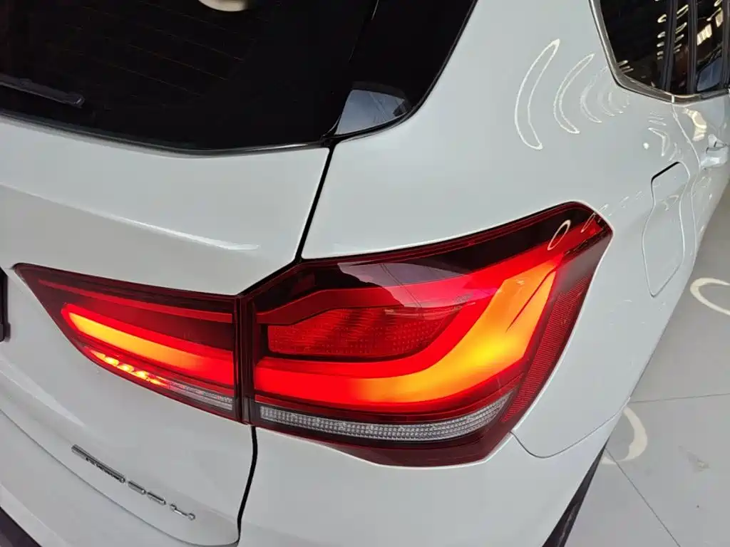 BMW X1 — миниатюра 8