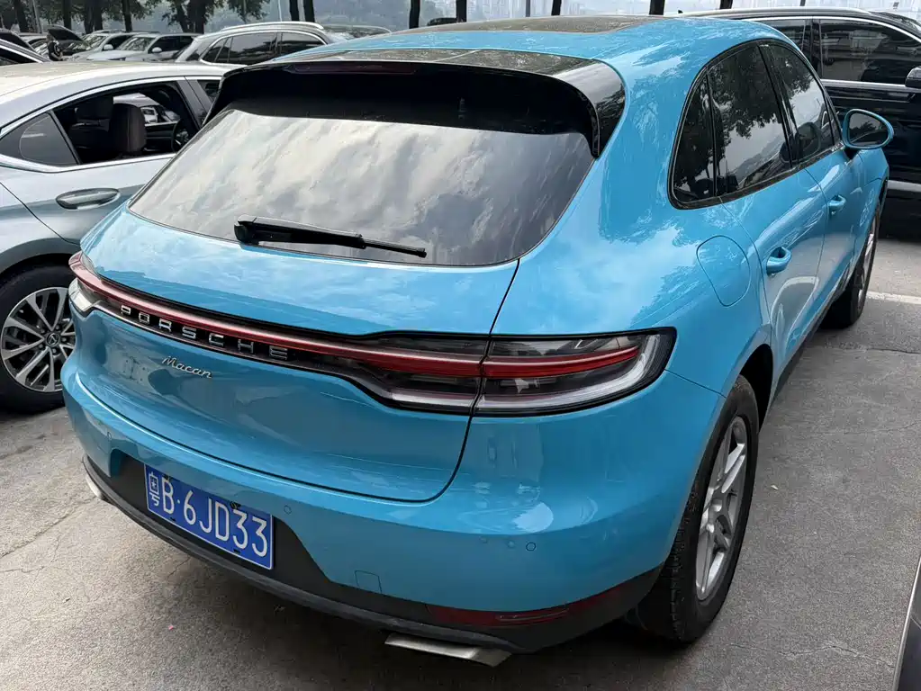 Porsche Macan — миниатюра 9