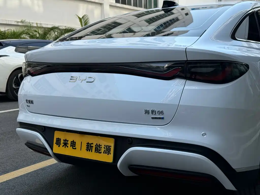 BYD SEAL 06 NEW ENERGY