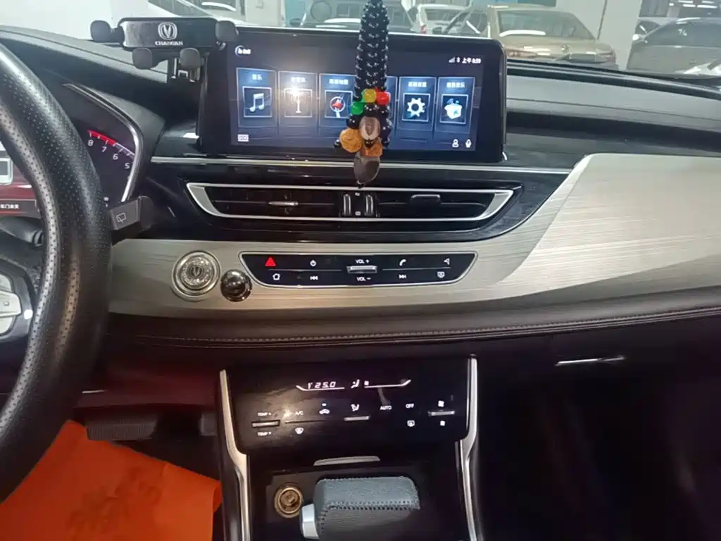 Changan CS75 — миниатюра 13