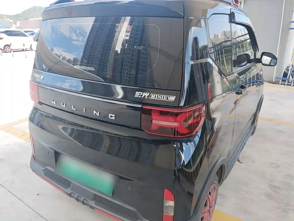 Wuling MINIEV — миниатюра 7