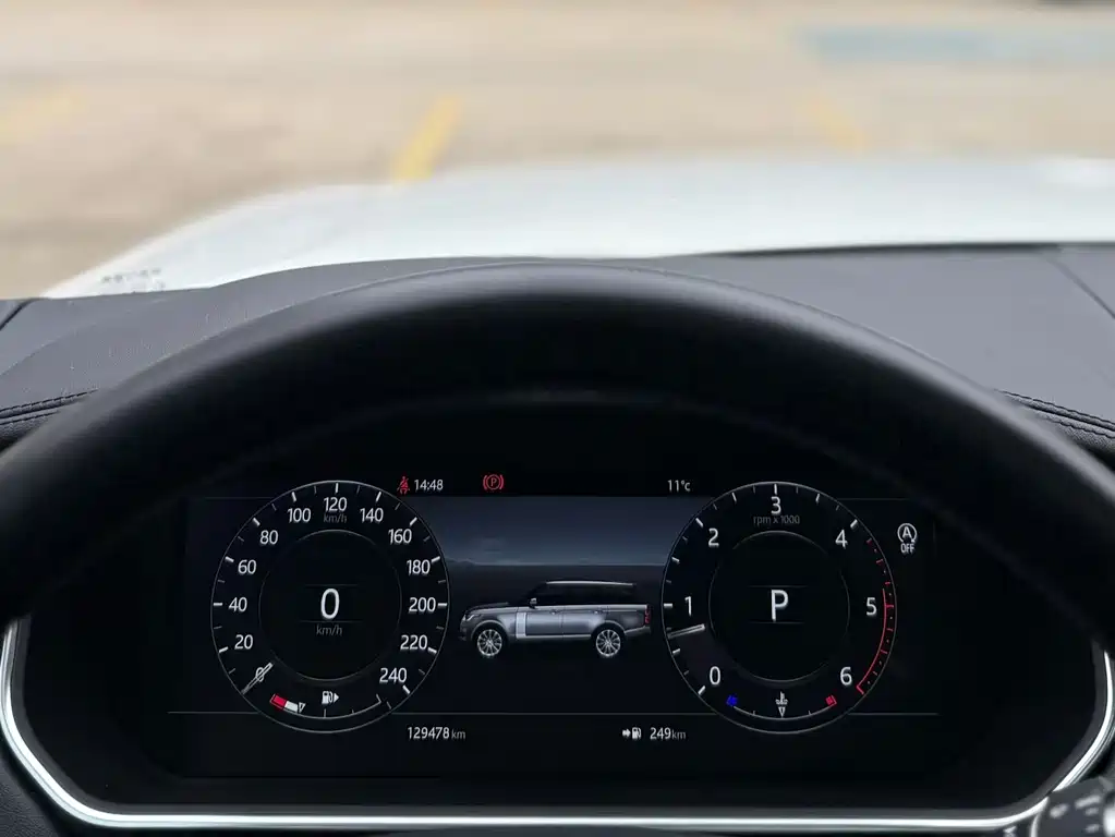Land Rover Range Rover — миниатюра 6