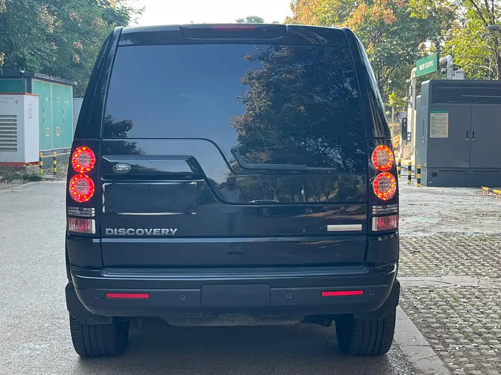 Land Rover Discovery — миниатюра 6