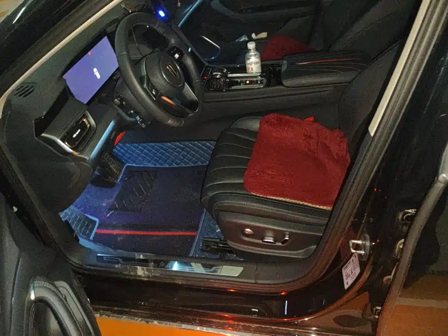 Hongqi Hongqi H5 — миниатюра 9