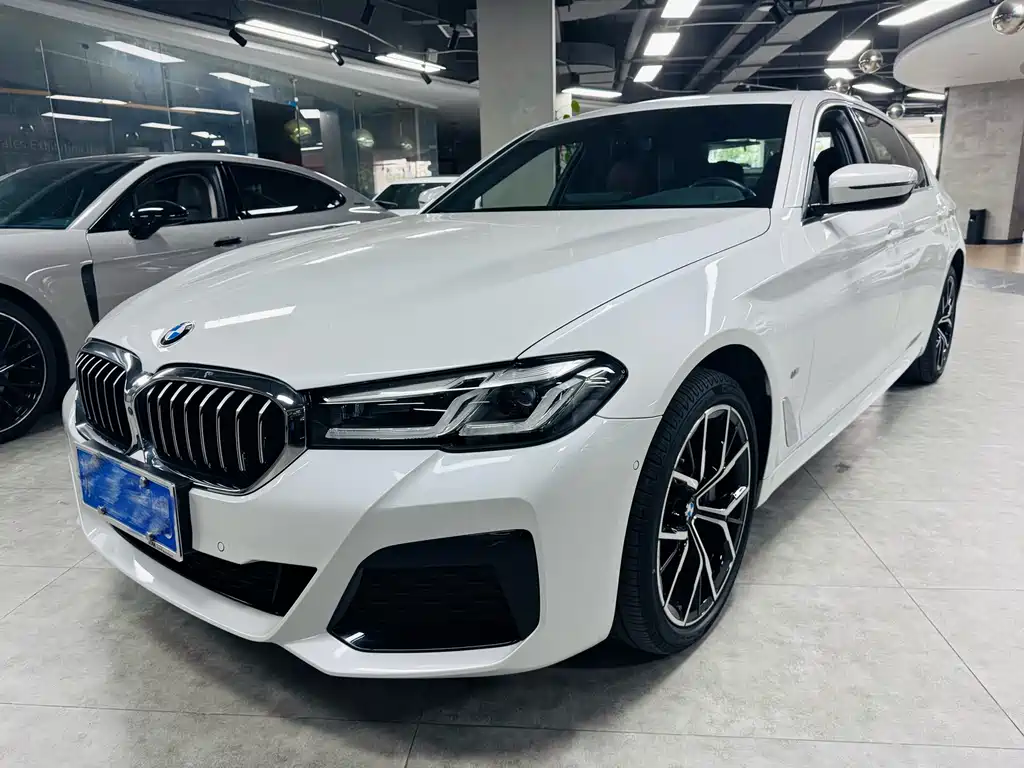 BMW 5 Series 2022