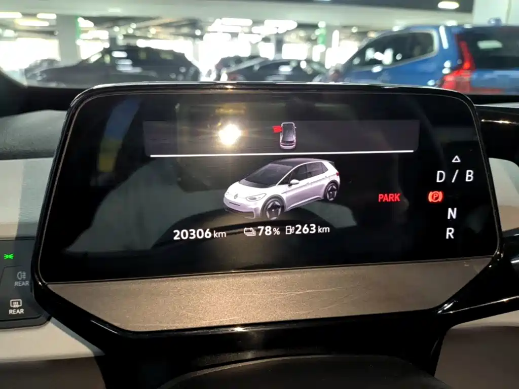 Volkswagen ID.3 — миниатюра 12