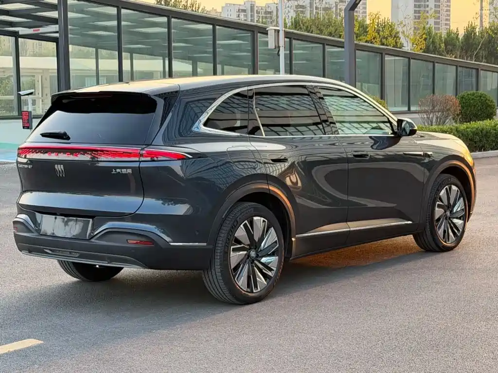 Buick Electra E7 — миниатюра 6