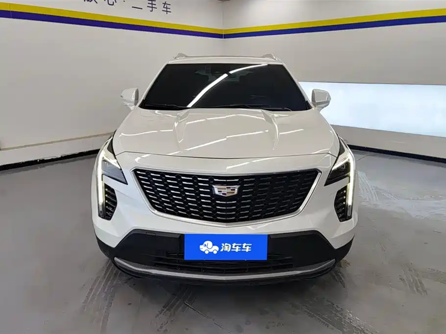Cadillac XT4 2022 28T Luxury