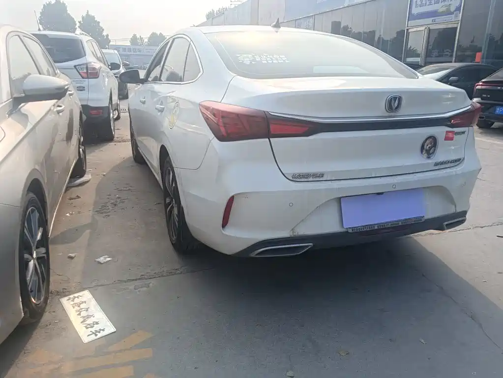 Changan Eado — миниатюра 10