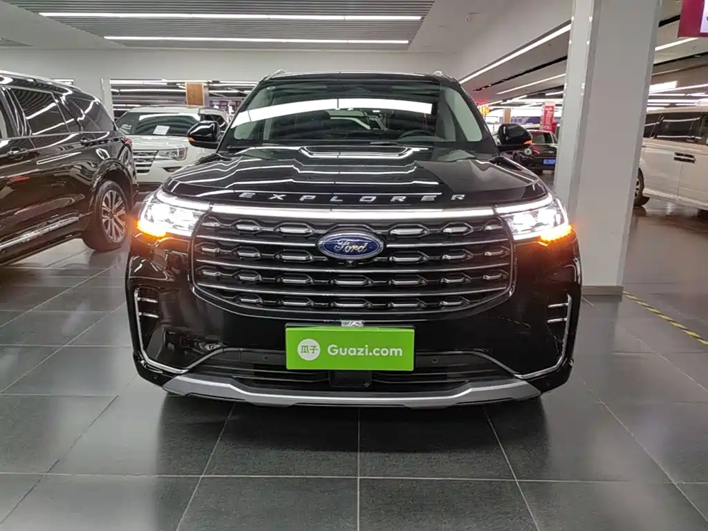 Ford Explorer — миниатюра 3