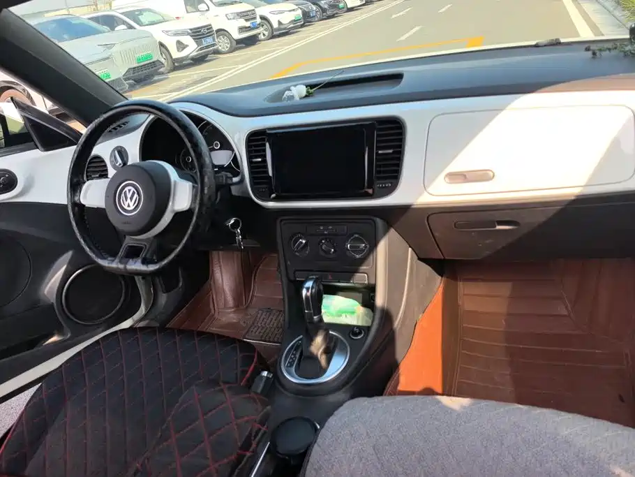Volkswagen Beetle — миниатюра 12