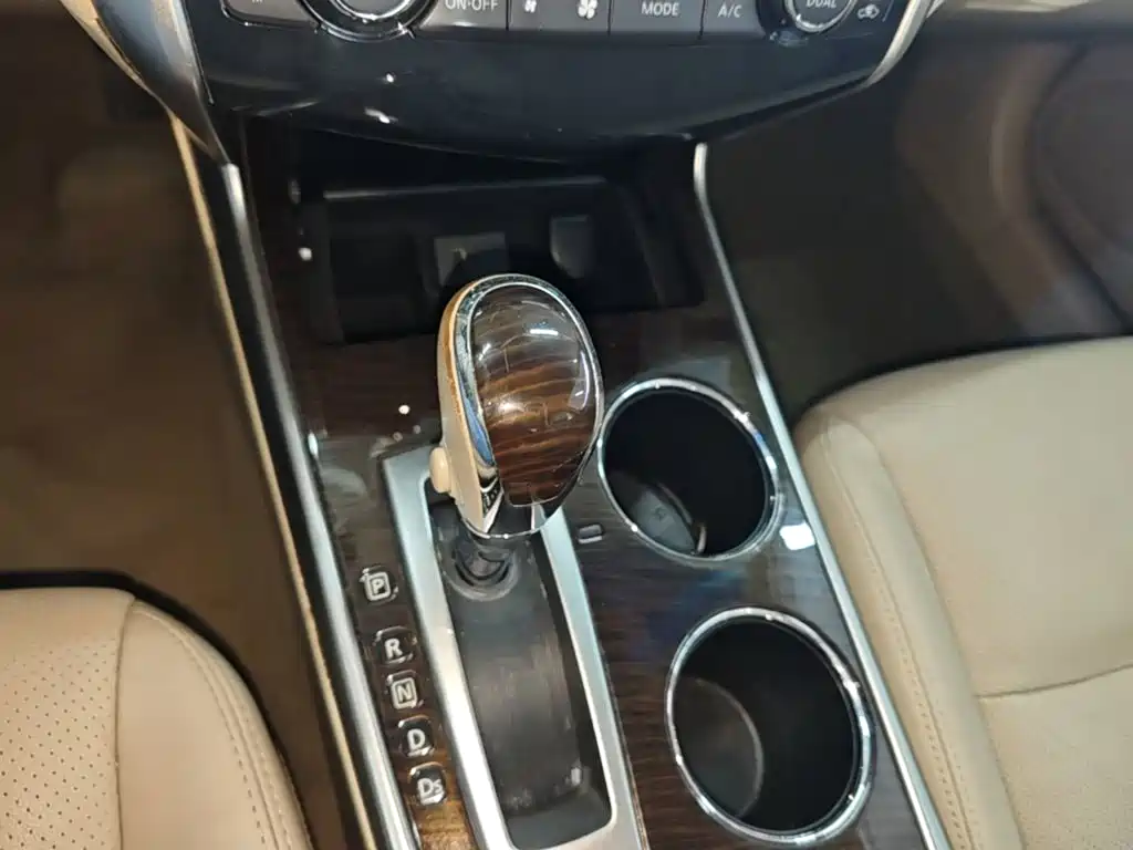 Nissan Teana — миниатюра 14