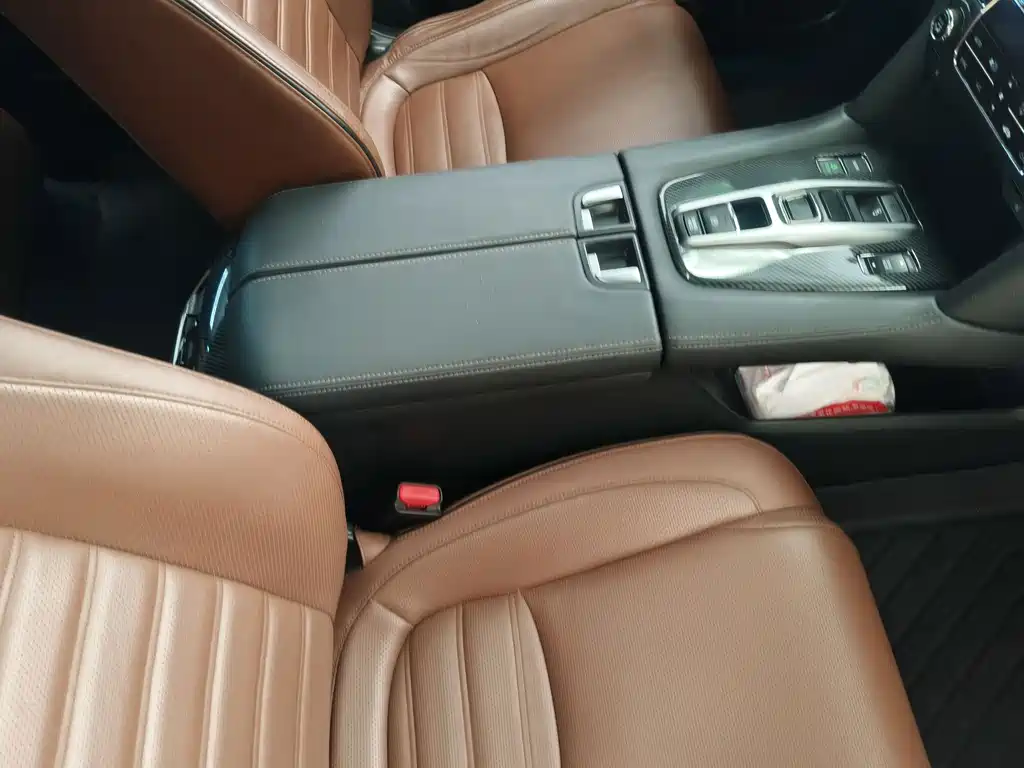 Honda UR-V — миниатюра 8