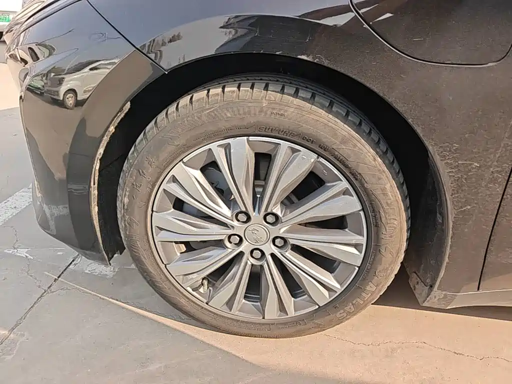 Hongqi Hongqi E-QM5 — миниатюра 23