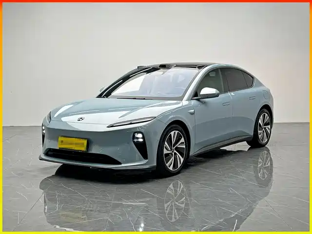 NIO ET5