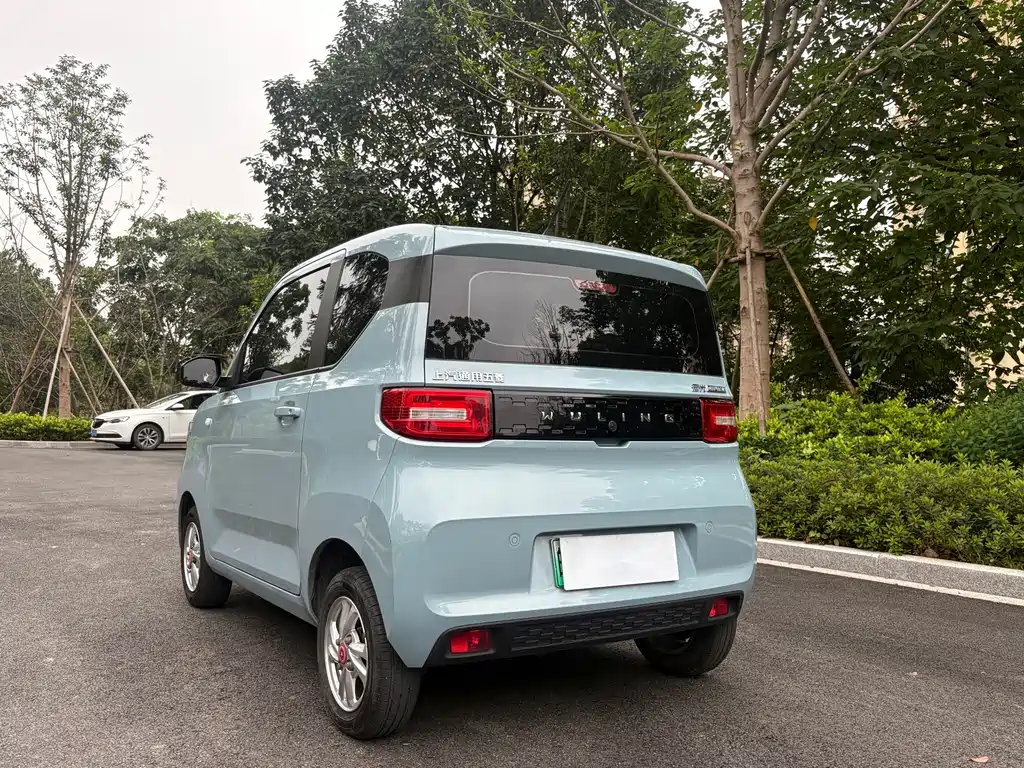 Wuling MINIEV — миниатюра 9