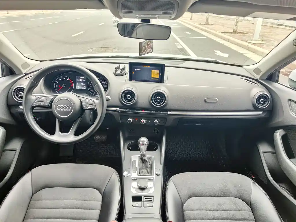 Audi A3 — миниатюра 8