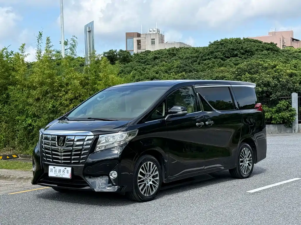 Toyota Alphard 2015 3.5L Luxury
