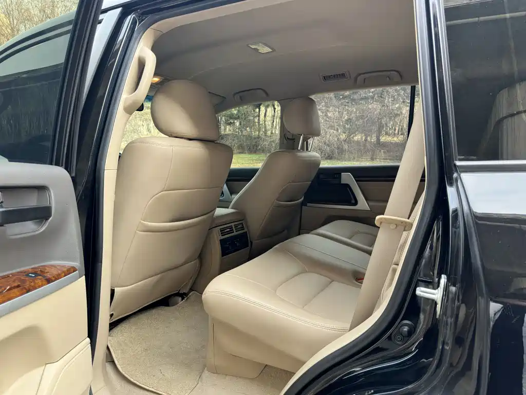 Toyota Land Cruiser 2016 4.6L GX-R AT