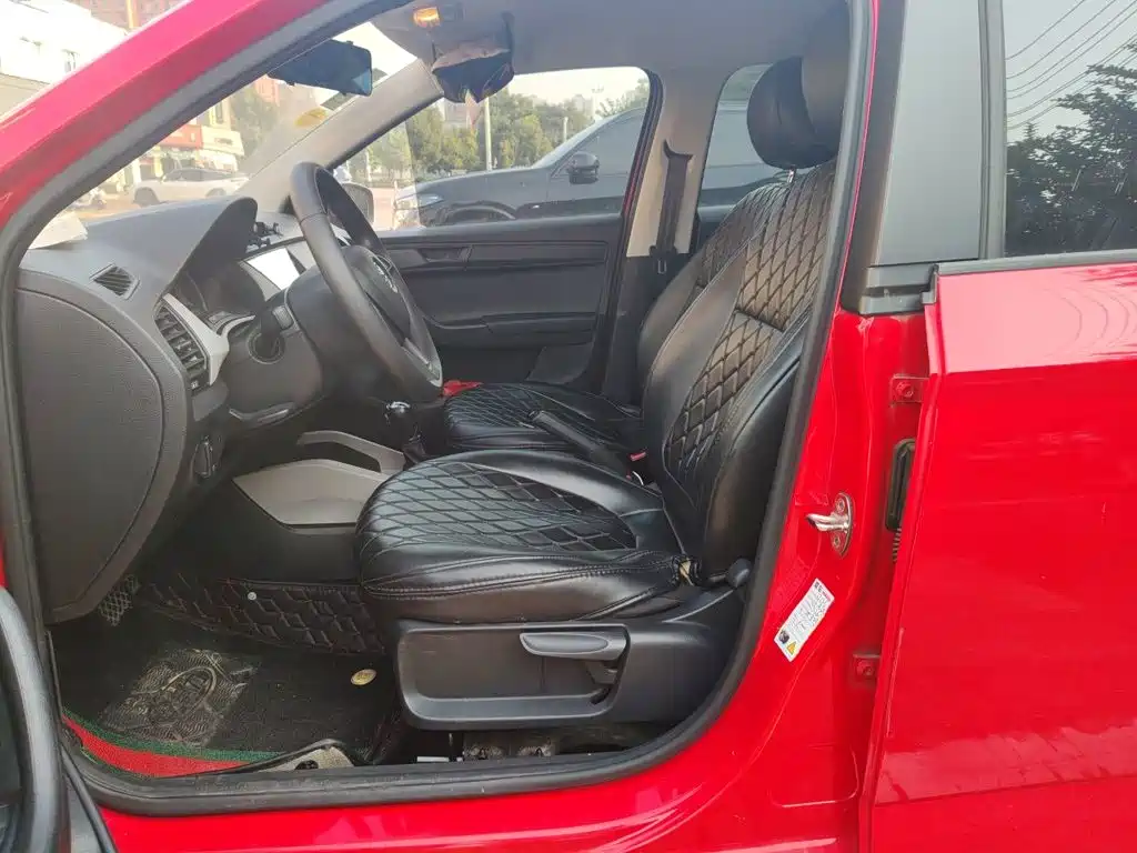 Skoda Fabia — миниатюра 8