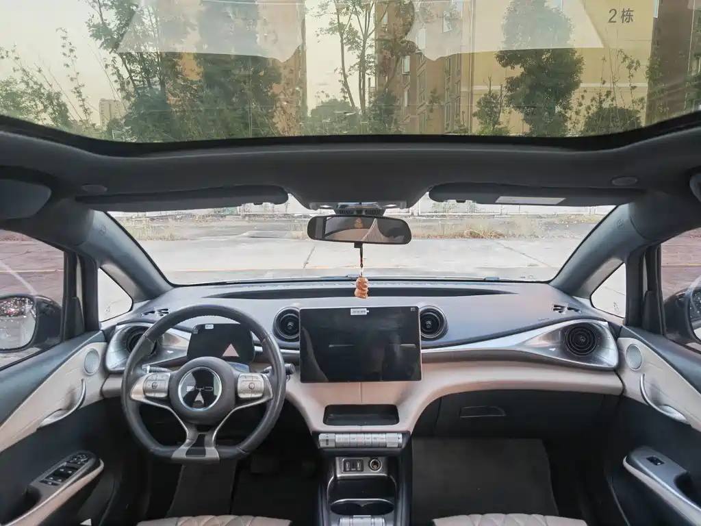 BYD Dolphin — миниатюра 7