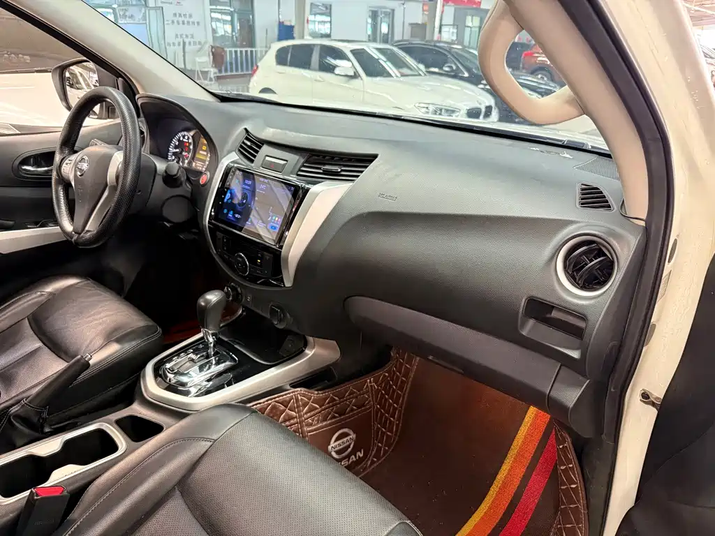 Nissan Terra — миниатюра 12